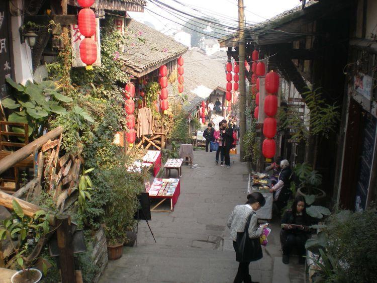 逃离无人大住宅